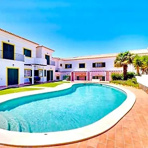 casadaluz-18-praia-da-luz.hotelaalgarve.com/