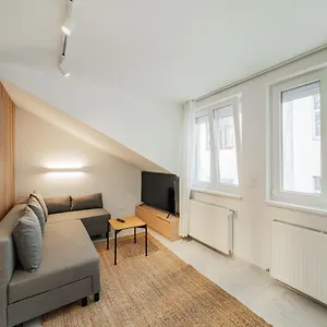 Zeus Design Apartmenthaus Apartment