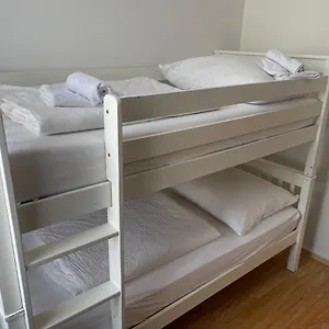 Peaceful For 4 Apartment