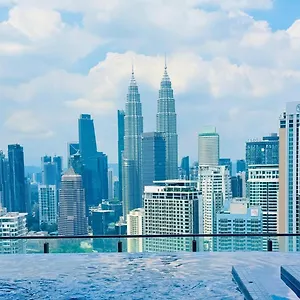 the-colony-skyline-suites-klcc.kualalumpurs-hotels.com/